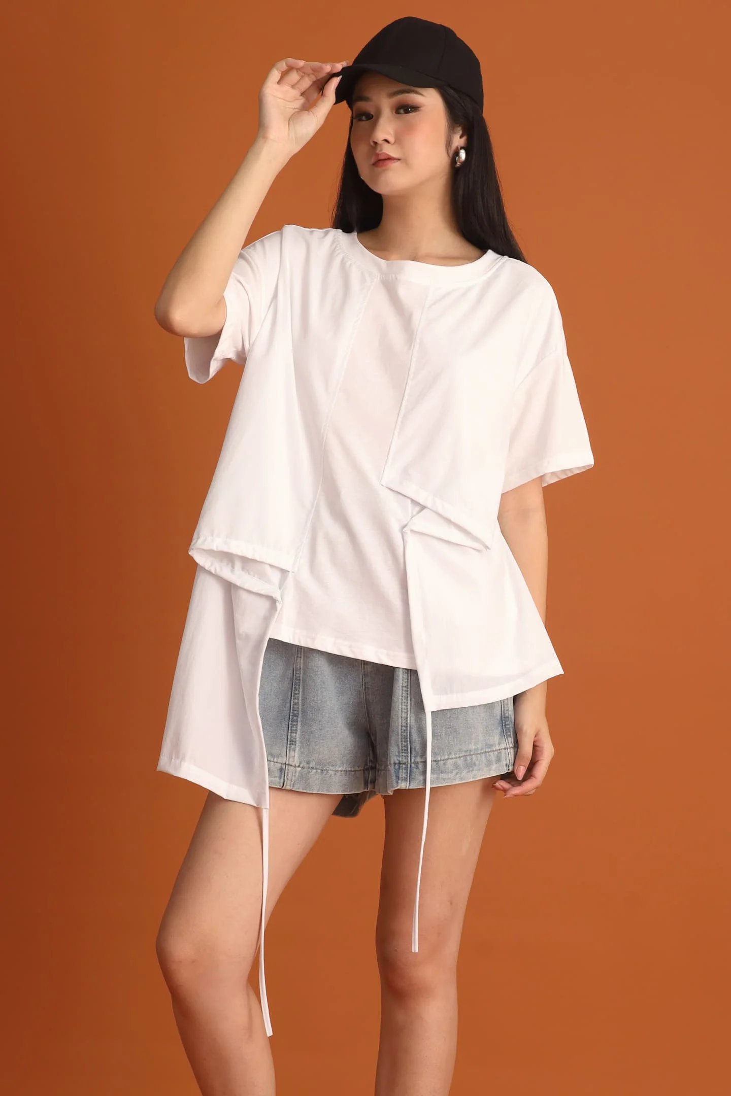 CHOSEN &ndash; Danielle Asymmetrical Top in White
