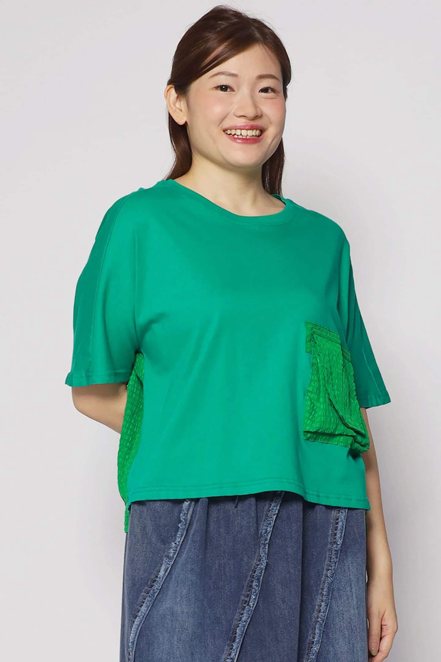 Roon Pocket Top in Green