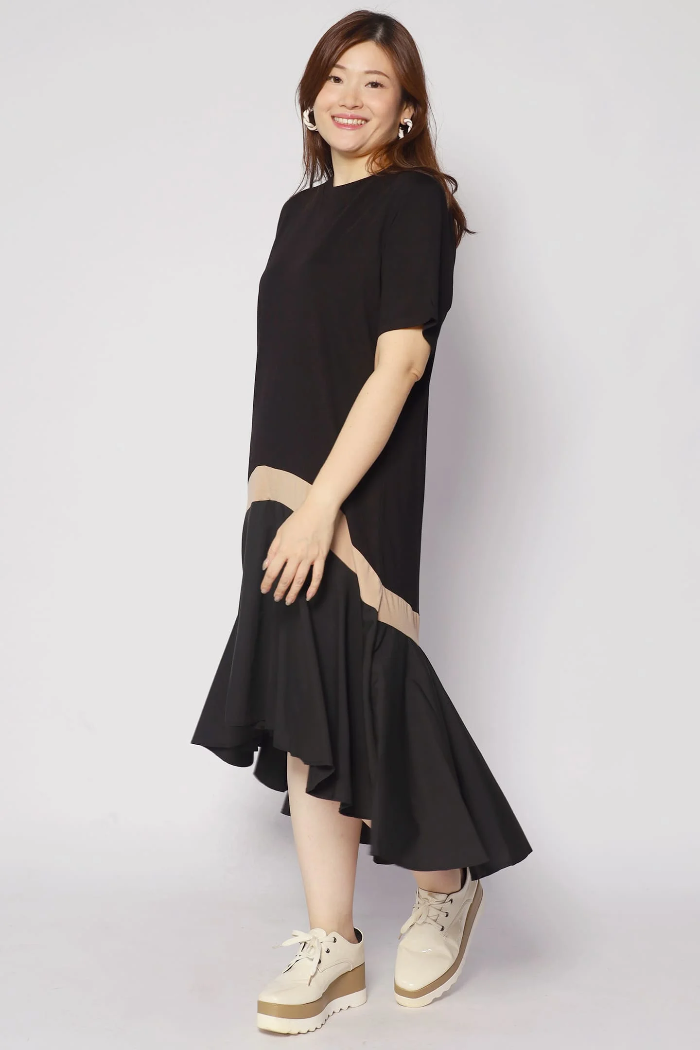 Leigh Colourblock Dress in Black