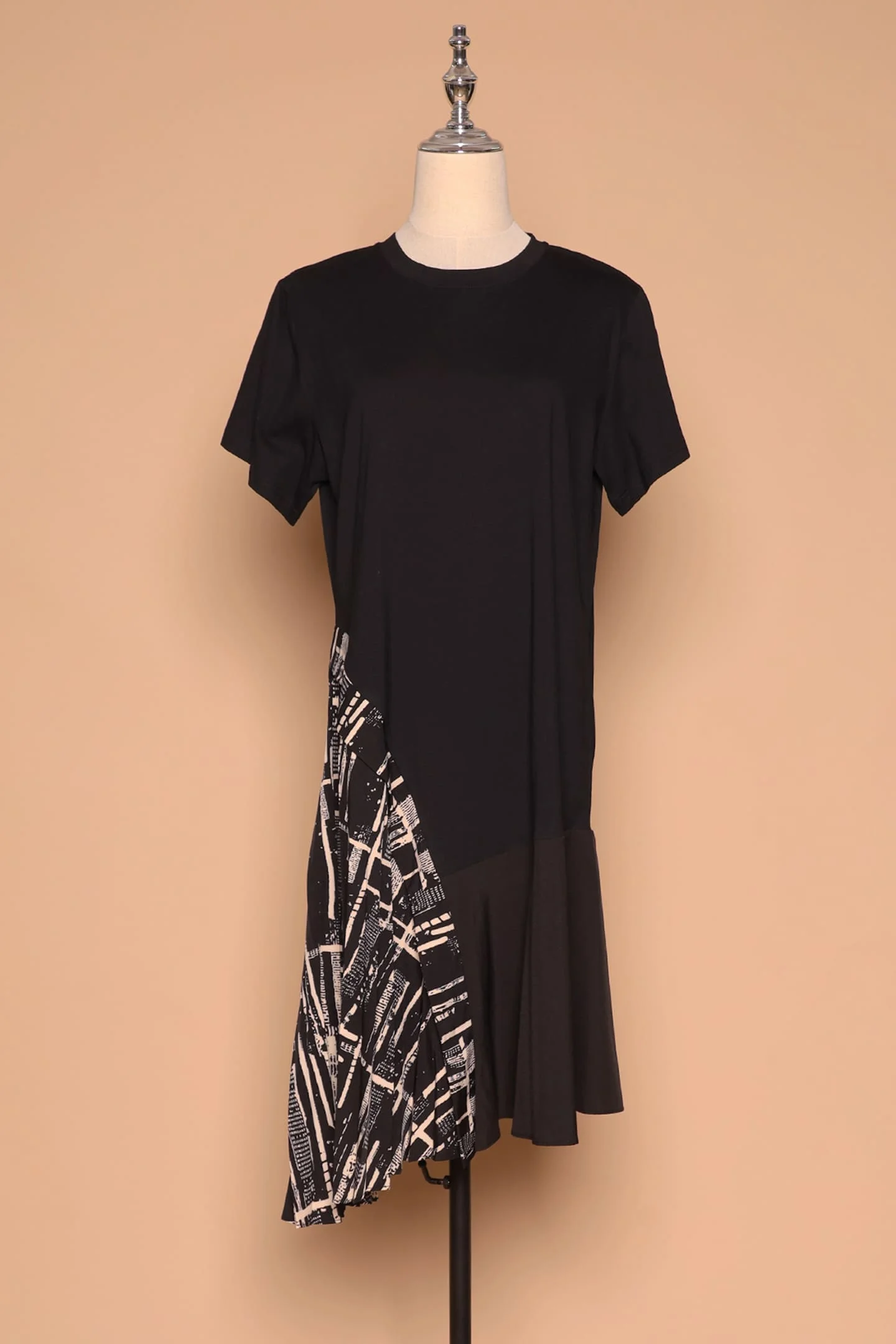 PO &ndash; Anna Dress in Abstract Print